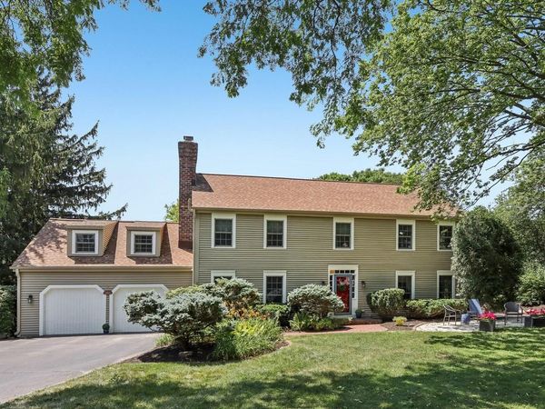 2915 Willaura COURT, Brookfield, WI 53005