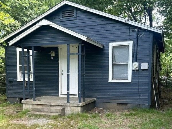 306 W Jones , Calera, OK 74730