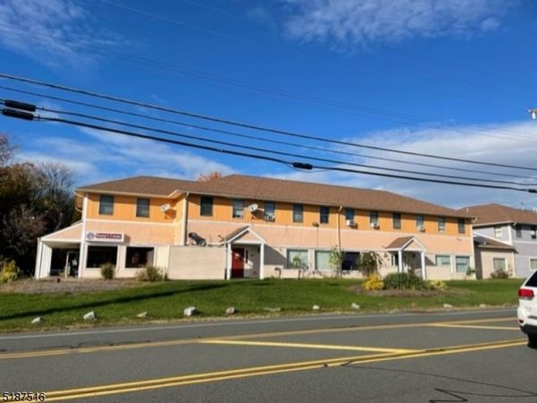 104 Quarry Rd, Unit 1, Hamburg, NJ 07419