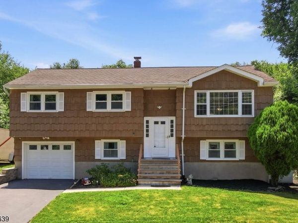 3 Seneca Trl, Jefferson, NJ 07438