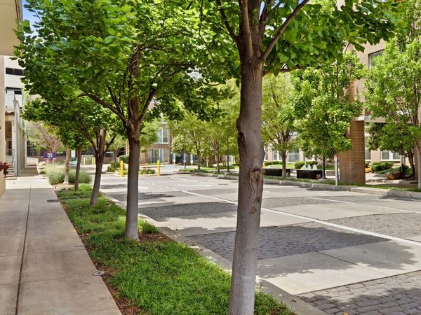 2407 8th Ave S, Unit 512, Nashville, TN 37204