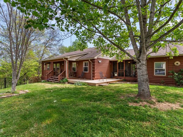 615 Harold Drive , Maryville, TN 37803