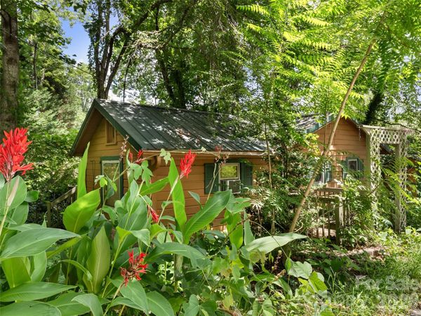 46 Harrell Place , Tryon, NC 28782