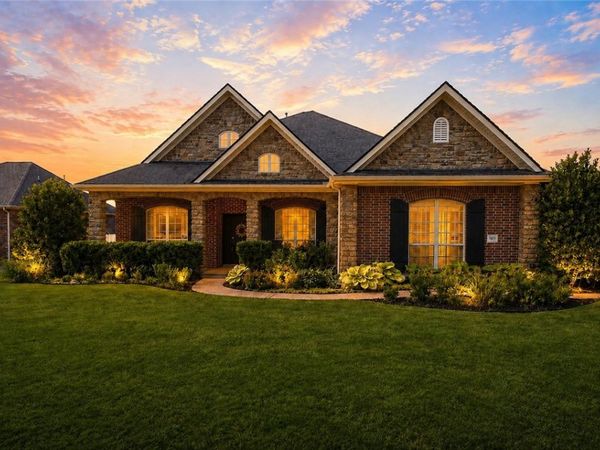 5603 Sombreado Road, Fayetteville, AR 72703