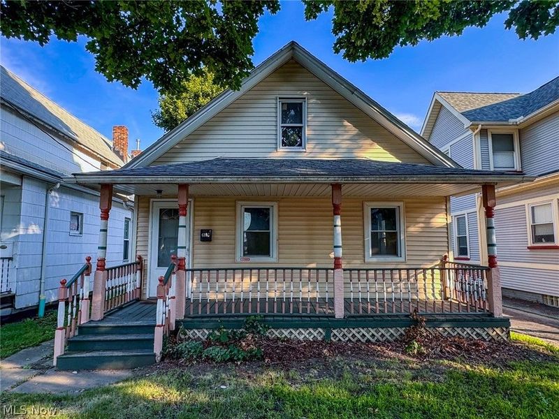 6103 W Clinton Avenue, Cleveland, OH 44102 Photo 2
