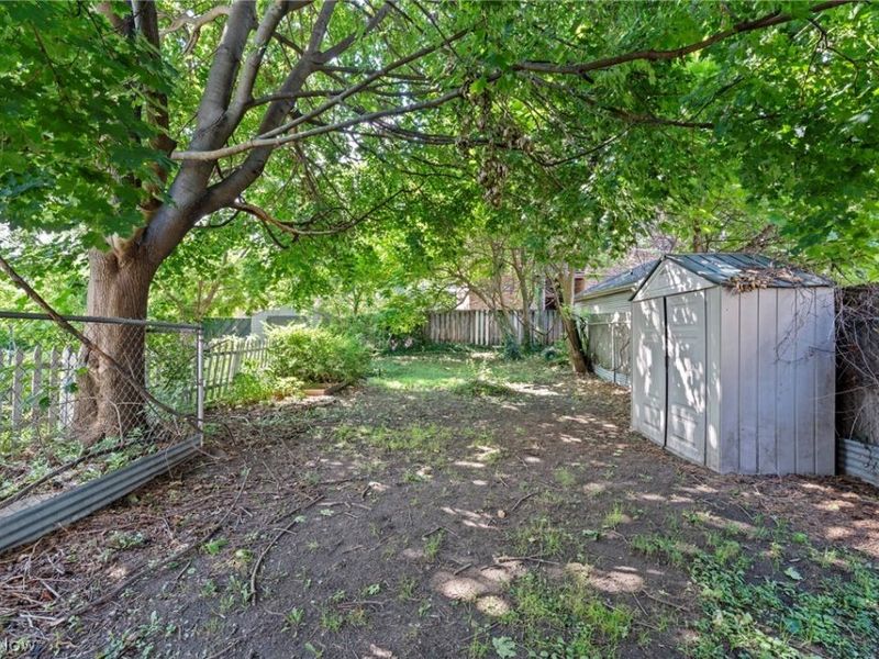 6103 W Clinton Avenue, Cleveland, OH 44102 Photo 35