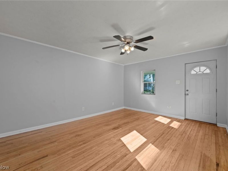 6103 W Clinton Avenue, Cleveland, OH 44102 Photo 4