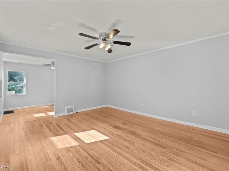 6103 W Clinton Avenue, Cleveland, OH 44102 Photo 8