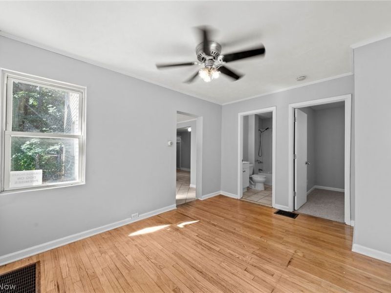 6103 W Clinton Avenue, Cleveland, OH 44102 Photo 9
