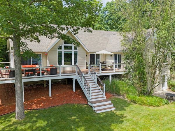 55526 S Thompson Lane, Three Rivers, MI 49093