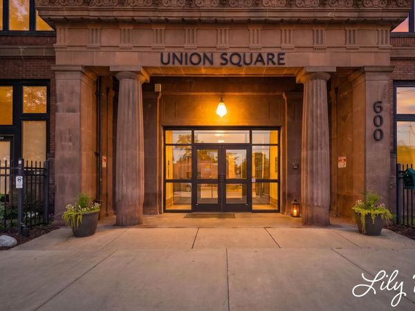 600 Broadway Avenue NW, Unit 208, Grand Rapids, MI 49504