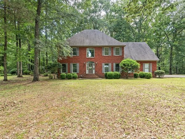 124 Woodland Ter, Moulton, AL 35650