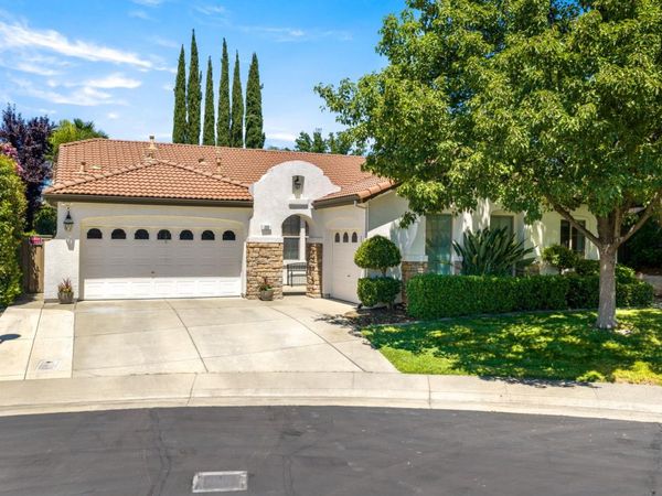 225 Bel Flora Ct, Roseville, CA 95747