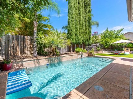 225 Bel Flora Ct, Roseville, CA 95747 Photo