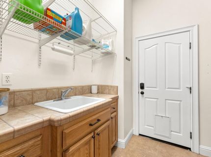 225 Bel Flora Ct, Roseville, CA 95747 Photo