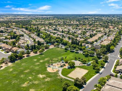 225 Bel Flora Ct, Roseville, CA 95747 Photo