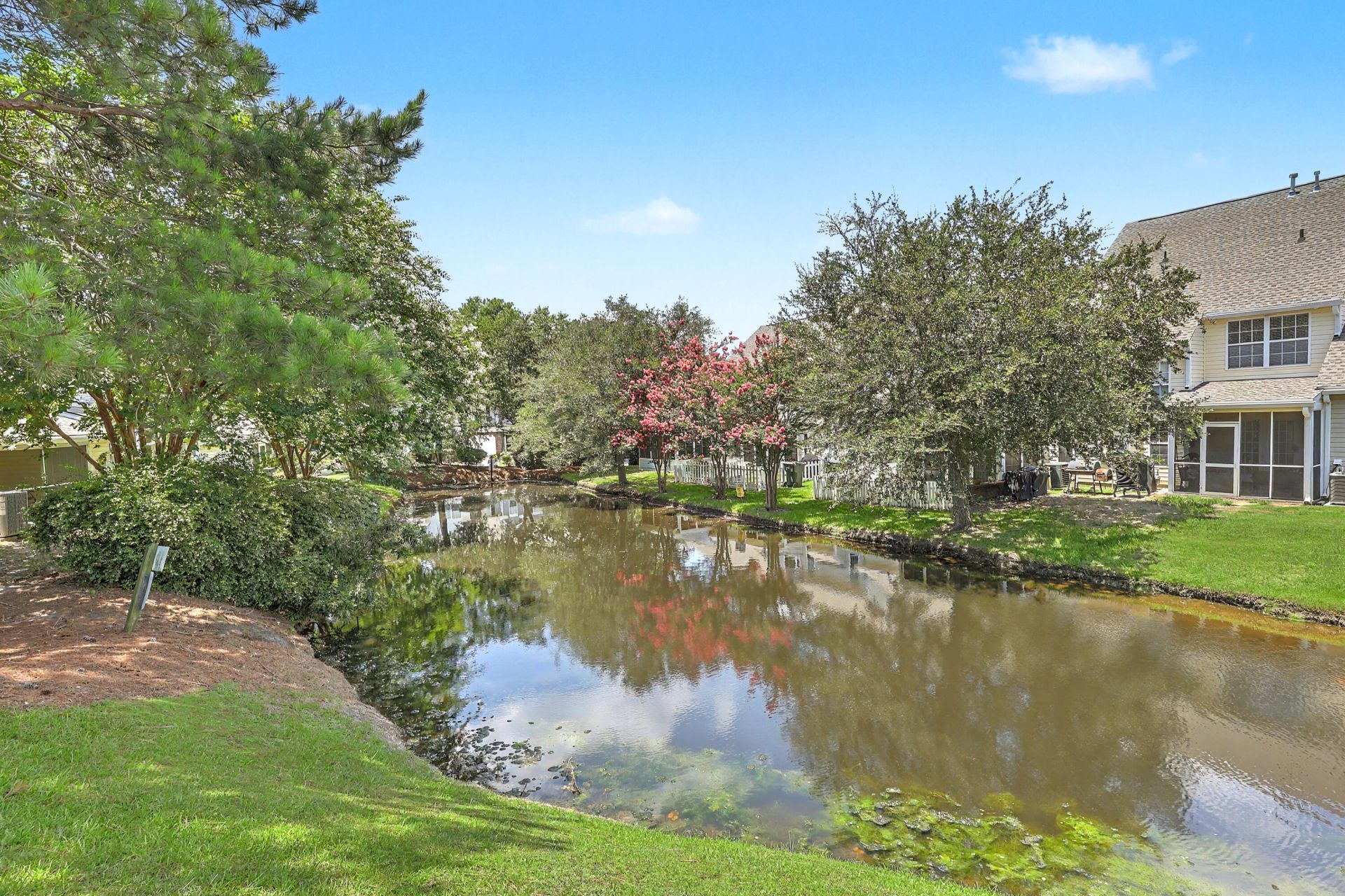 106 Macy Circle Photo 5