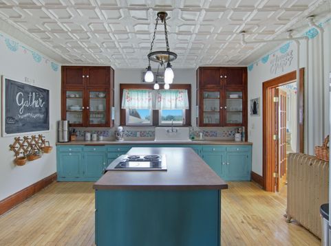 Main Photo