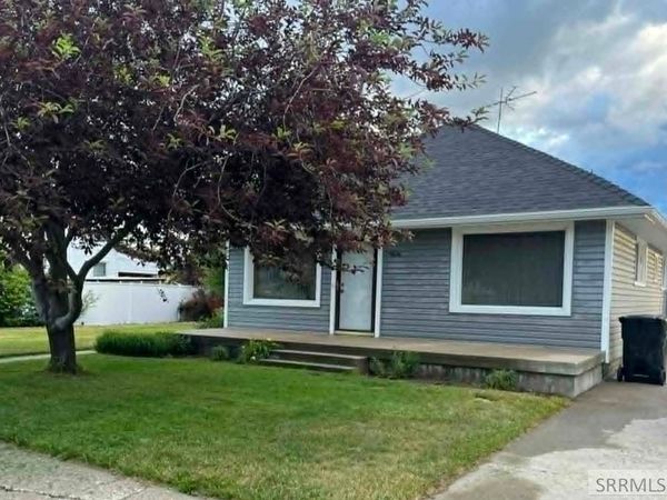 906 S Main Street, GRACE, ID 83241