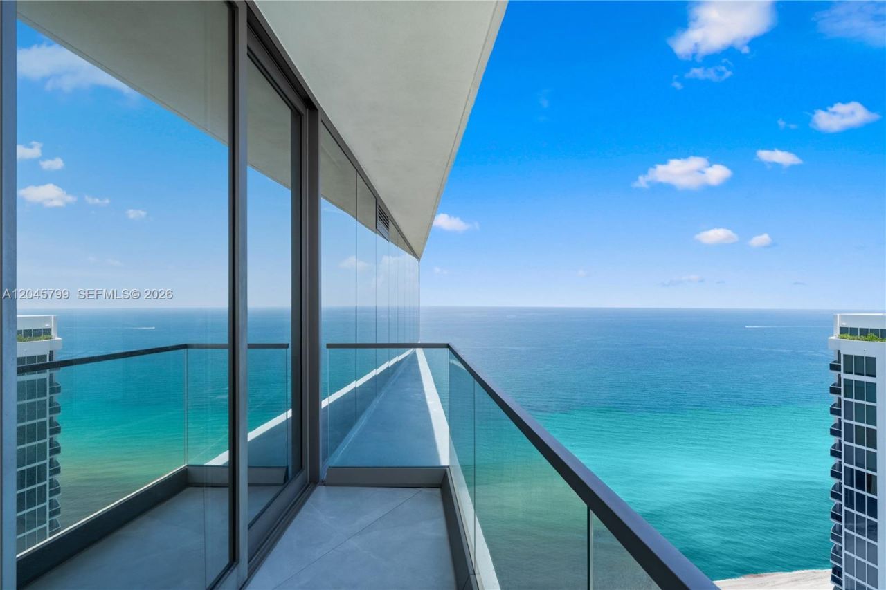 18975 Collins Ave , Unit 3204, Sunny Isles Beach, FL 33160 Photo