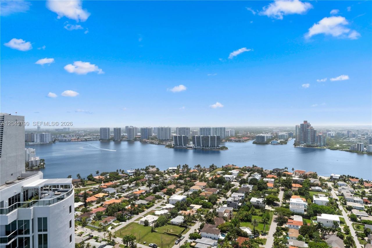 18975 Collins Ave , Unit 3204, Sunny Isles Beach, FL 33160 Photo