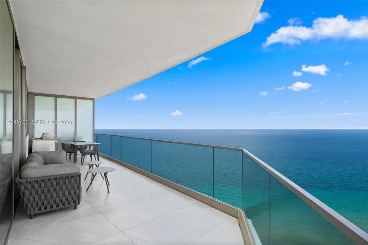 18975 Collins Ave , Unit 3204, Sunny Isles Beach, FL 33160 Photo