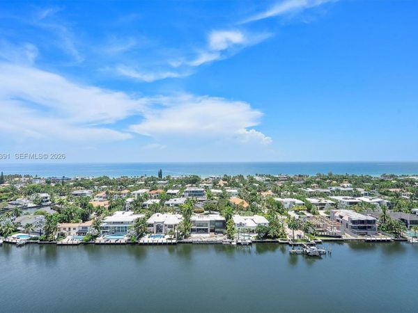 20515 E Country Club Dr, Unit 2044, Aventura, FL 33180