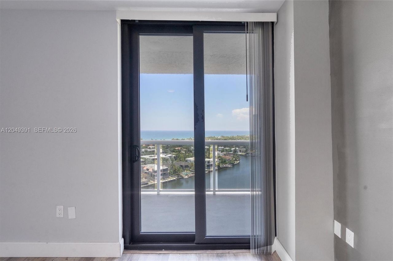20515 E Country Club Dr, Unit 2044, Aventura, FL 33180 Photo