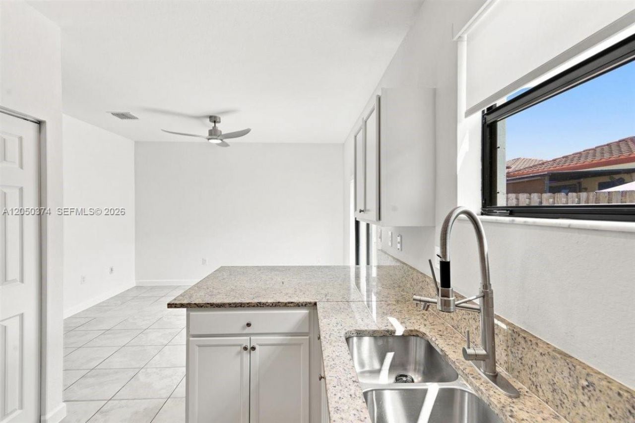 125 SE 34th Ter, Homestead, FL 33033 Photo