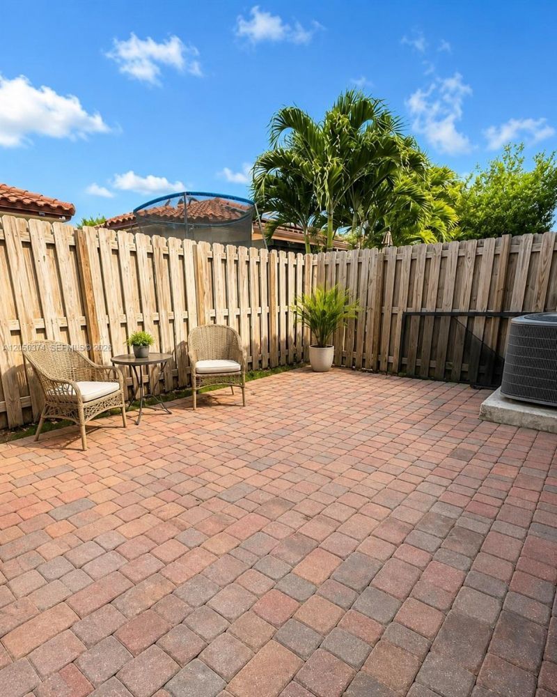 125 SE 34th Ter, Homestead, FL 33033 Photo
