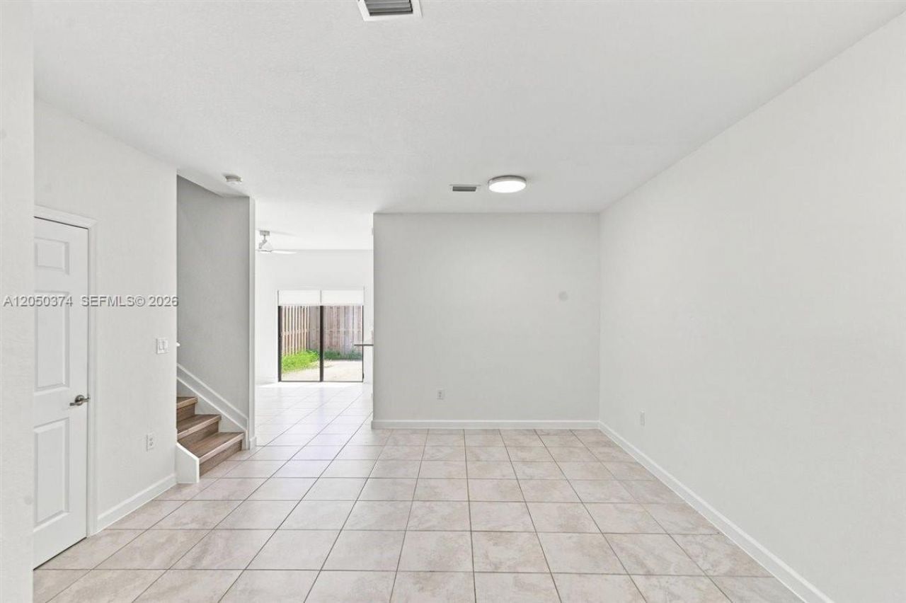 125 SE 34th Ter, Homestead, FL 33033 Photo