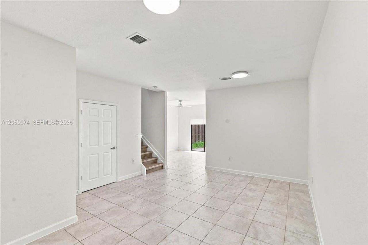 125 SE 34th Ter, Homestead, FL 33033 Photo