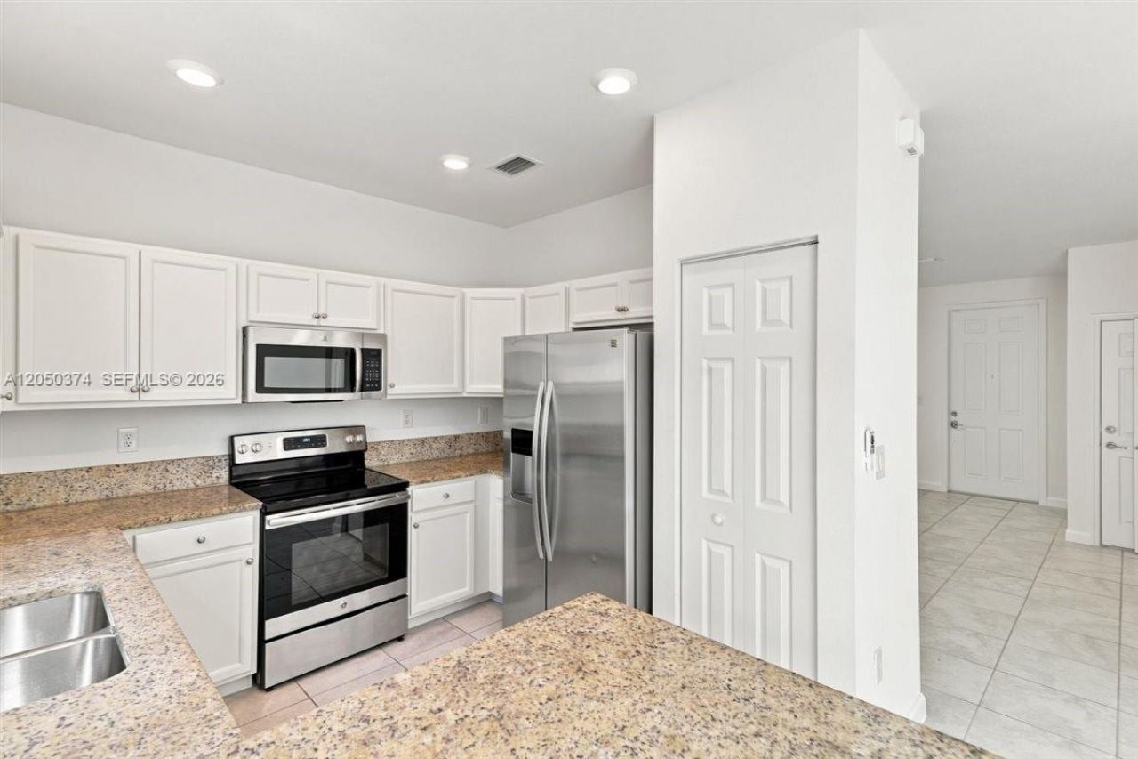 125 SE 34th Ter, Homestead, FL 33033 Photo