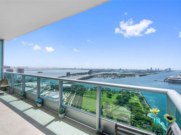 900 Biscayne Blvd , Unit 3704, Miami, FL 33132