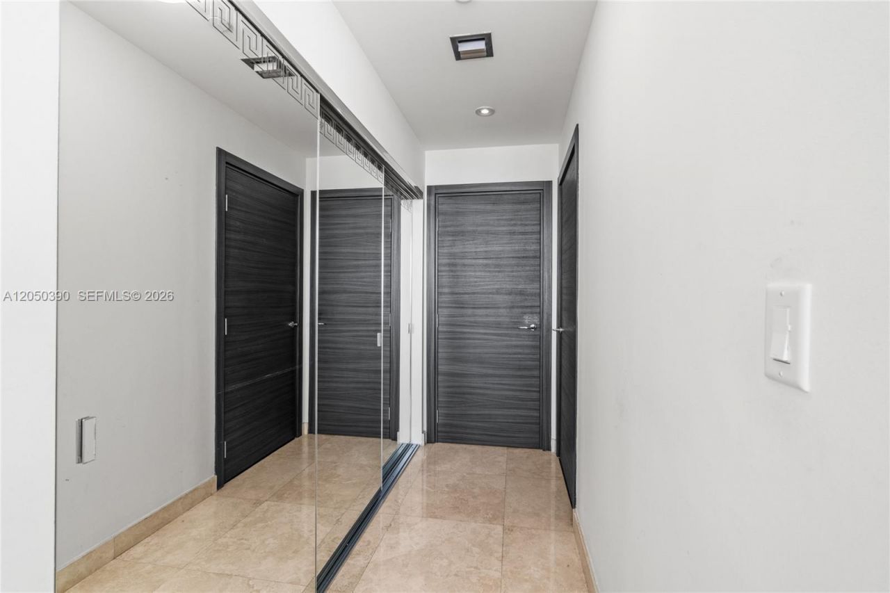 900 Biscayne Blvd, Unit 3704, Miami, FL 33132 Photo