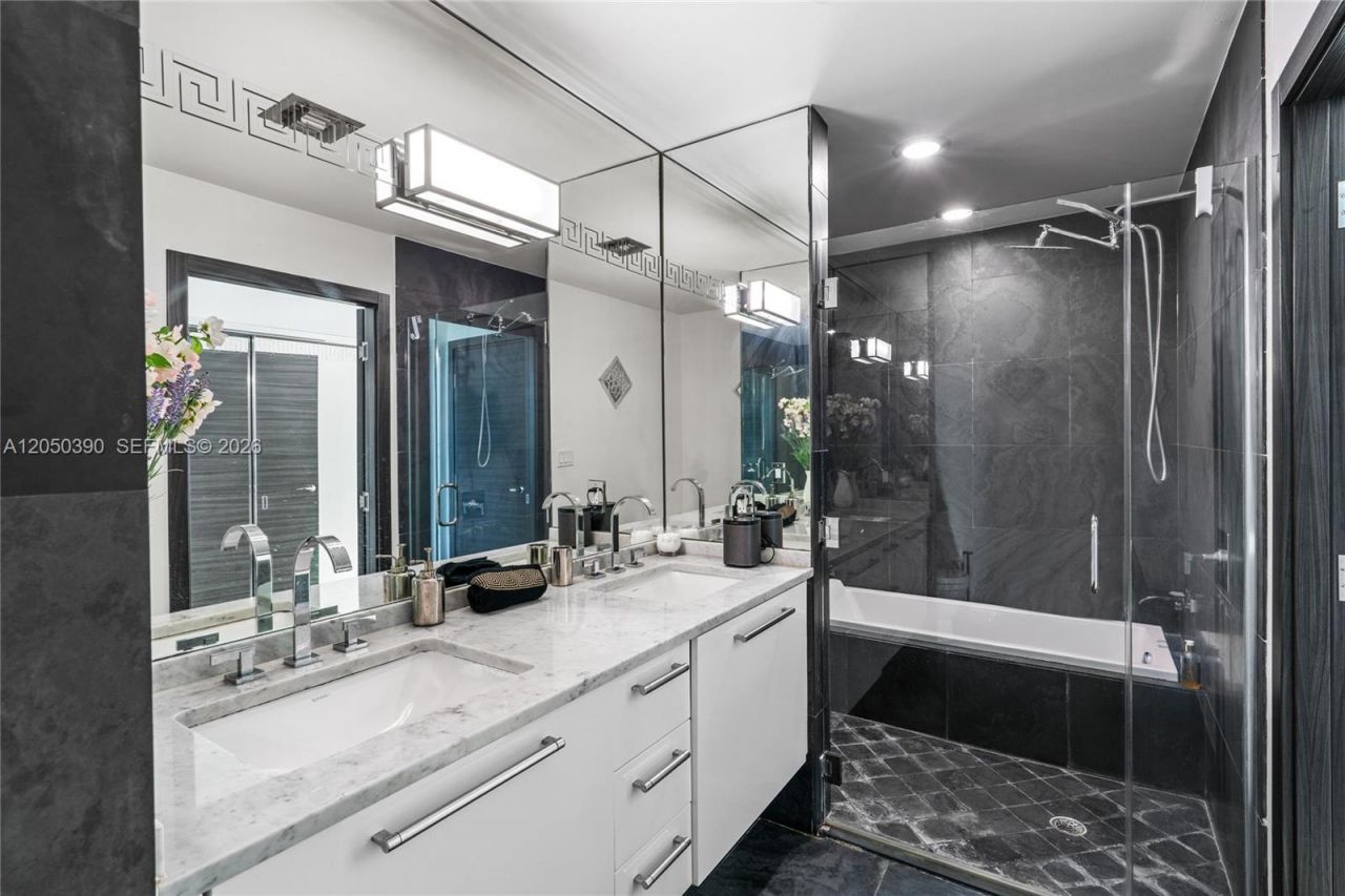 900 Biscayne Blvd, Unit 3704, Miami, FL 33132 Photo