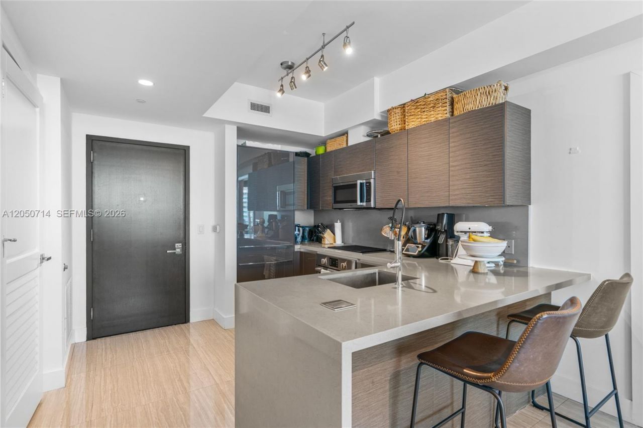 1080 Brickell Ave , Unit 4102, Miami, FL 33131 Photo