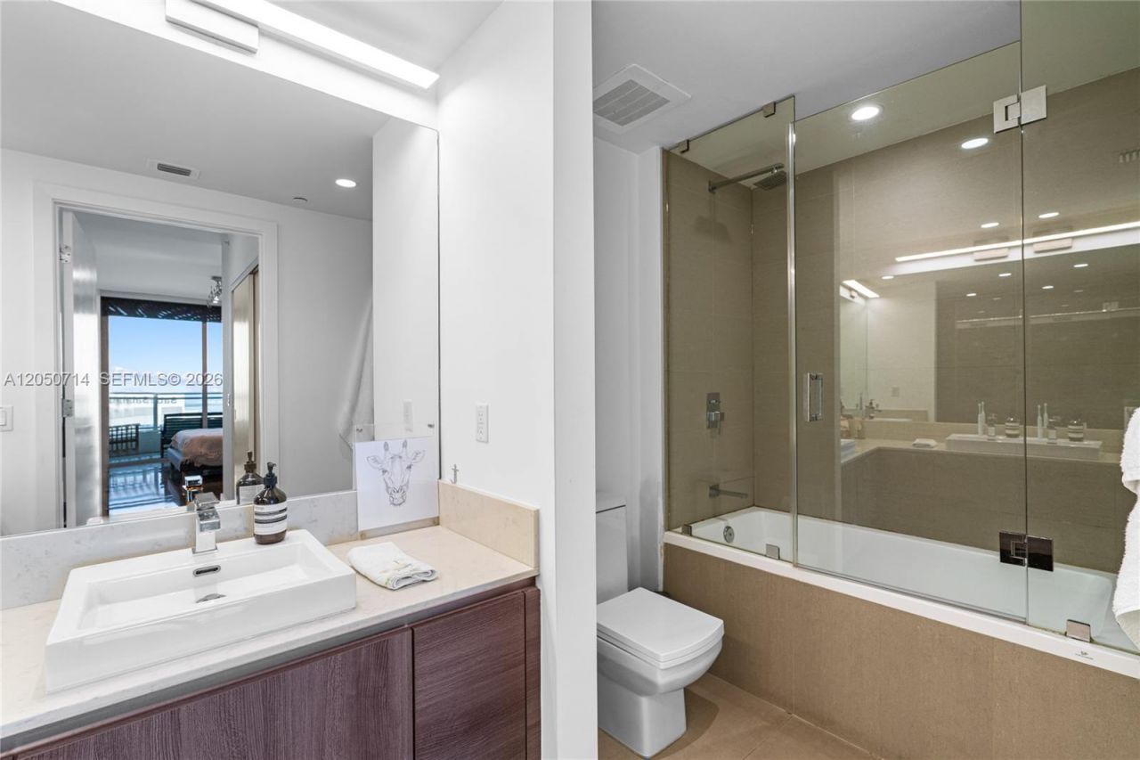 1080 Brickell Ave , Unit 4102, Miami, FL 33131 Photo