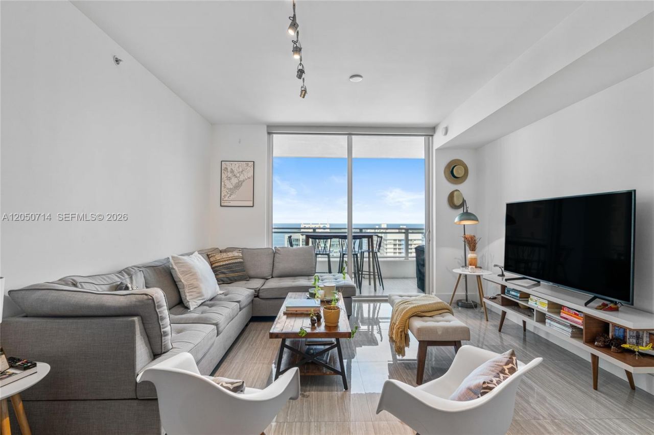 1080 Brickell Ave , Unit 4102, Miami, FL 33131 Photo