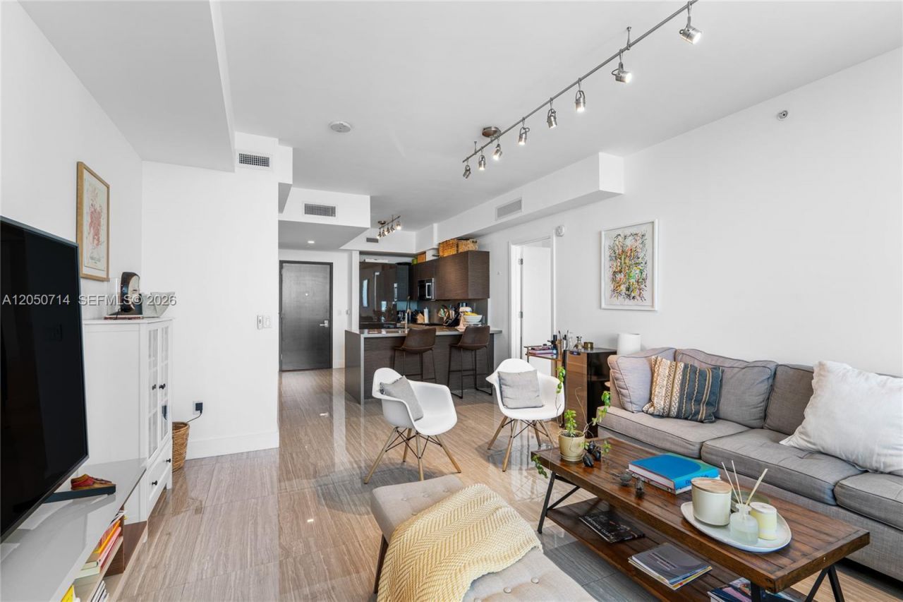 1080 Brickell Ave , Unit 4102, Miami, FL 33131 Photo