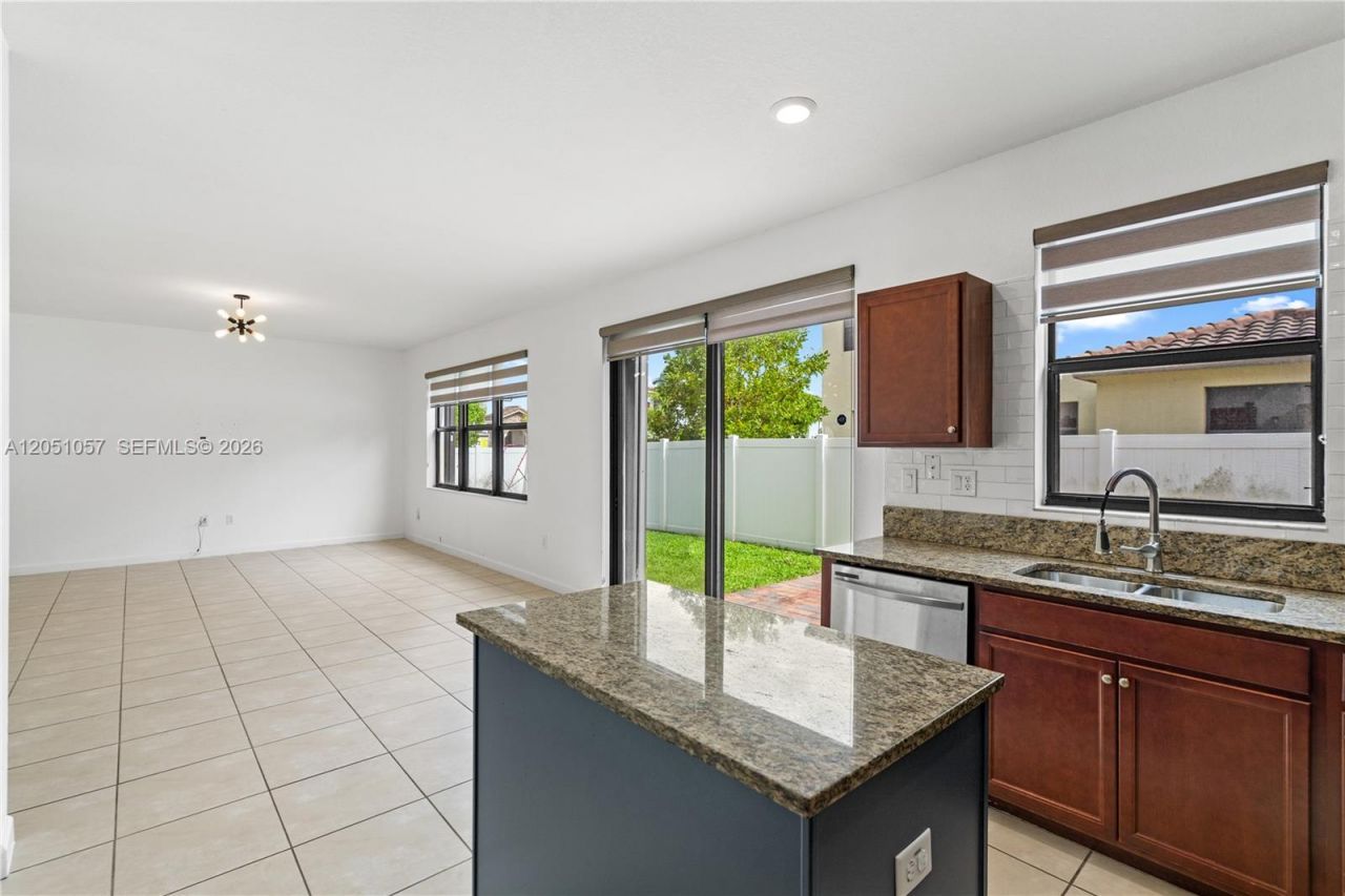 3573 W 93rd Pl, Hialeah, FL 33018 Photo