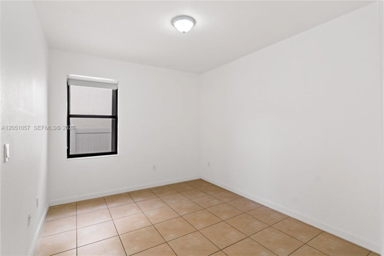 3573 W 93rd Pl, Hialeah, FL 33018 Photo