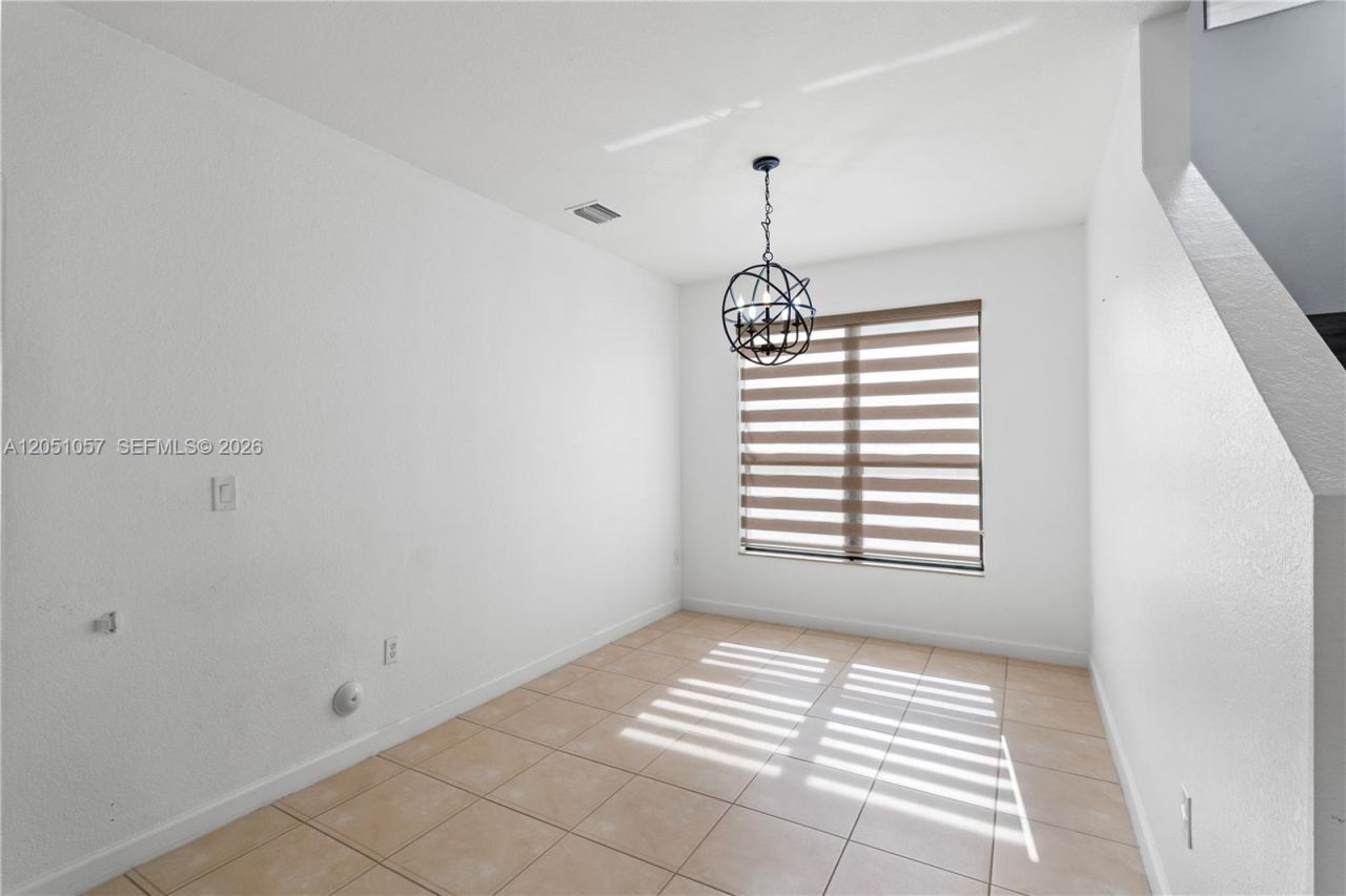 3573 W 93rd Pl, Hialeah, FL 33018 Photo