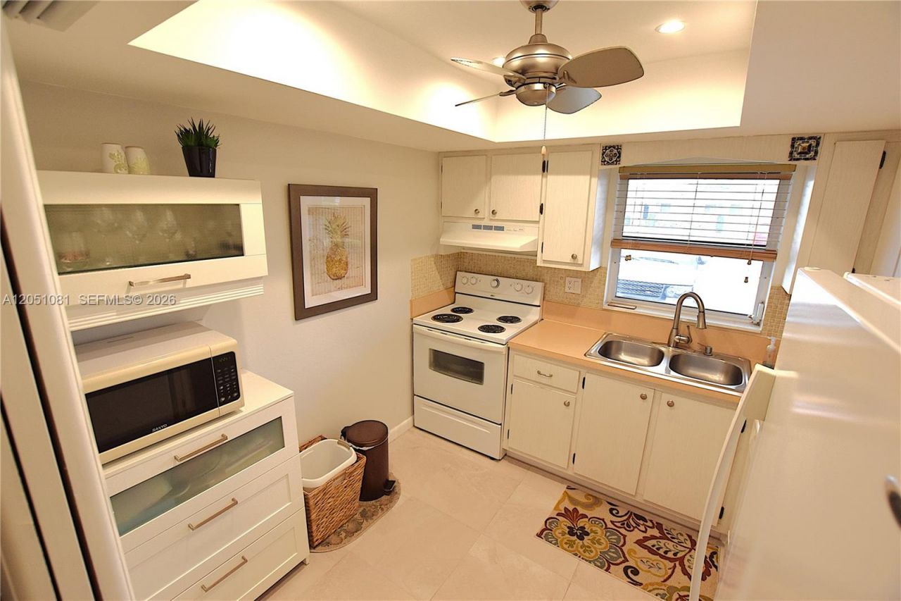 2688 Dudley Dr East , Unit H, West Palm Beach, FL 33415 Photo