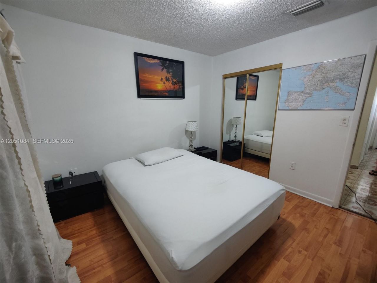 945 NW 19th Ave, Miami, FL 33125 Photo