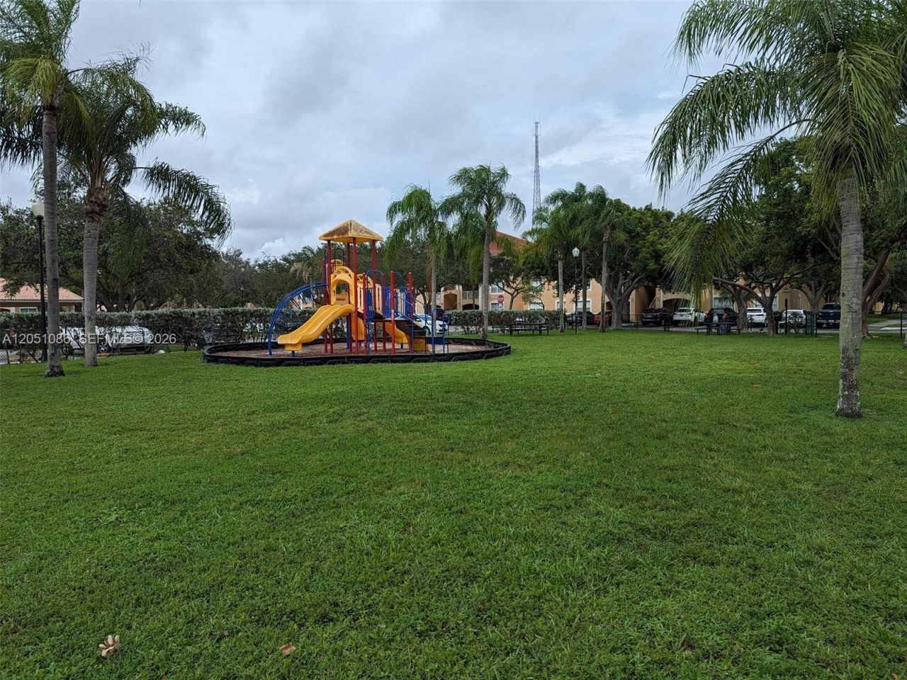 5580 NW 61st St, Unit 627, Coconut Creek, FL 33073 Photo
