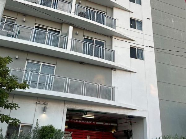 2300 NW 7th Street , Unit 304, Miami, FL 33125