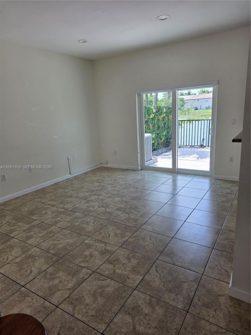 14738 SW 23rd St, Unit 14738, Miami, FL 33185 Photo
