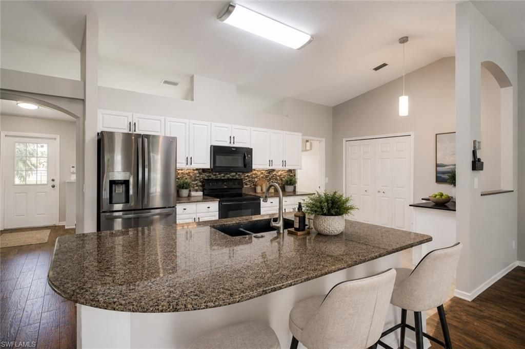 921 47th Ave Ne, Naples, FL 34120 Photo