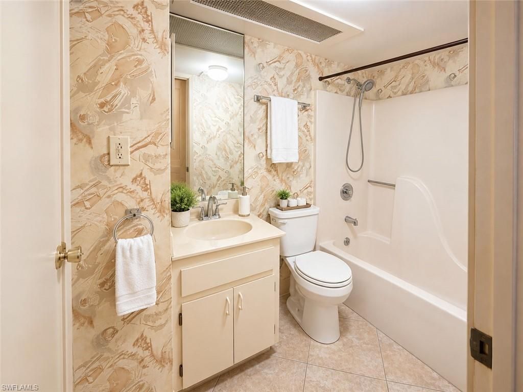 4210 Cindy Ave, Naples, FL 34112 Photo